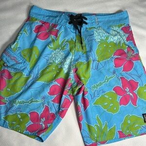 Men’s Maui & Sons board shorts swim